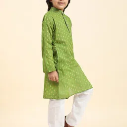 Pro-Ethic STYLE DEVELOPER Boys Floral Woven Design Mandarin Collar Kurta with Pyjamas image 3