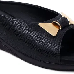 trase Women Wedges Sandal image 4