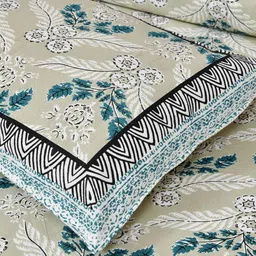 mafatlal Blue Floral 210 Tc Cotton King Sized Bed Sheets With 2 Pillow Covers image 5