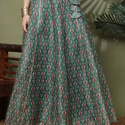 neudis Women Floral Print Flared Green Skirt-picture-12