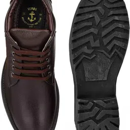 veron Genuine Leather Boots For Men image 3