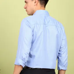 encore by invictus Men Slim Fit Solid Spread Collar Formal Shirt image 4