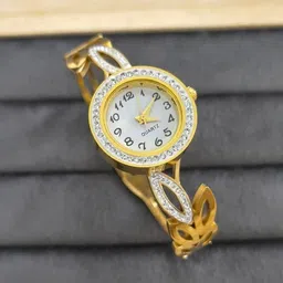 the hawk vision Analog Watch - For Women THV1014 image 4