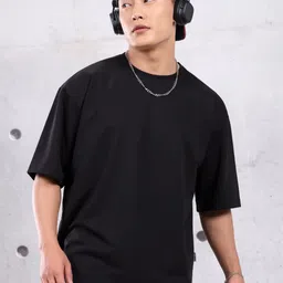 beyoung Men Solid Round Neck Cotton Blend Black T-Shirt-picture-29