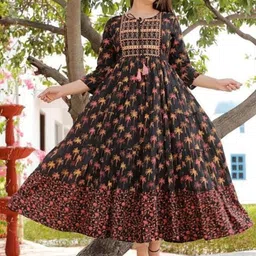 charvi creation Women Printed, Embroidered Viscose Rayon Flared Kurta image 3