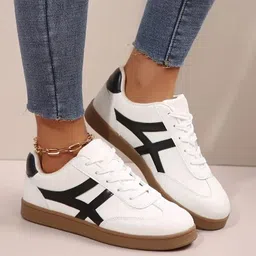 blanccy Sneakers For Women image 2