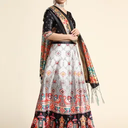 kahiraa wholetex Digital Print Semi Stitched Lehenga Choli image 3