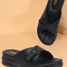 colo Women Wedges Sandal image 2