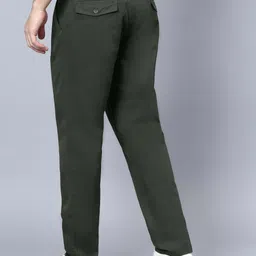 hauwer Men Solid Olive Track Pants image 3