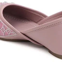 retro walk Bellies For Women image 5