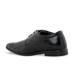 Khadims Men Textured Formal Derbys image 4