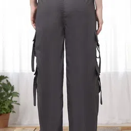 sqew Women Cargos image 2