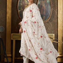 indo era Women Silk Blend Kurta Pant Dupatta Set image 3