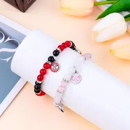 sannidhi Alloy Bracelet Set image 3