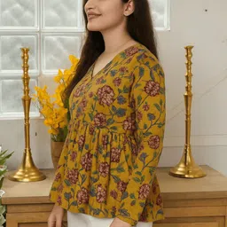 muntahaa Women Floral Print Pure Cotton Flared Kurta image 4