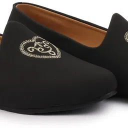 fausto Traditional Ethnic Embroidered Design Velvet Slip On Juttis & Mojari For Wedding Mojaris For Men image 3