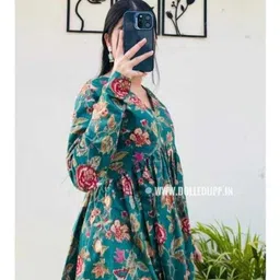 karwasara comfortwear Women Printed Viscose Rayon Flared Kurta image 3