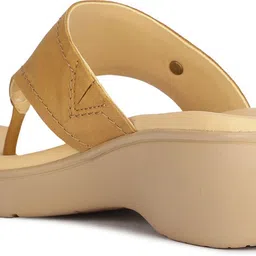 hush puppies Women Wedges Sandal image 3