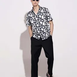 showoffff Men Regular Fit Graphic Print Spread Collar Casual Shirt image 5