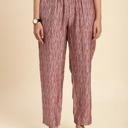 divastri Women Chanderi Kurta Pant Set image 3