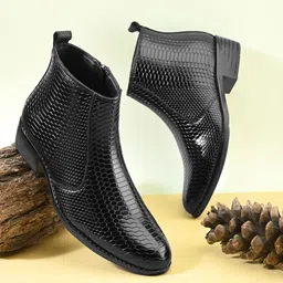 roadster Men black textured comfortable high top heeled casual slip on regular chelsea b Boots For Men image 1