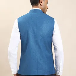 turtle Solid Men Waistcoat image 2