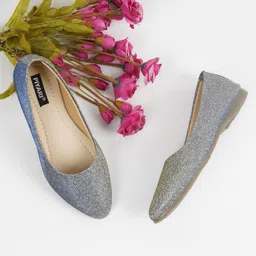 piyari Bellies For Women image 1