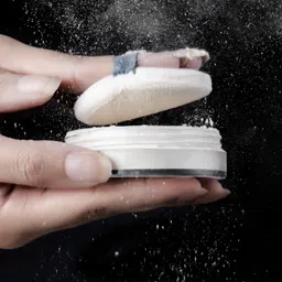 mars Ultra Fine Matte Banana Loose Powder With Tan BB Cream Foundation image 5