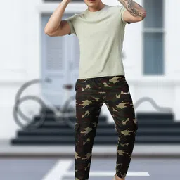 chrome & coral Men Cargos image 5
