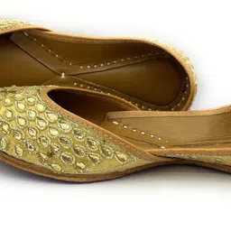 apni jutti Radiant Sun Punjabi Jutti for women's Embroidery jutis for women Party Wear For Women image 4