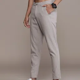 roadster Men Slim Fit Grey Cotton Blend Trousers image 2