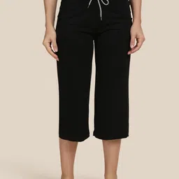 kryptic Solid cotton relaxed fit parallel capri with side pocket Women Black Capri-picture-11
