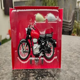 vibrona Metal Body Toy Motorcycle with Free Wheel and Rubber Tyres image 3