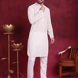 jompers Men Embroidered Pure Cotton Straight Kurta image 4