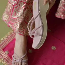 shoetopia Women Heels Sandal image 5