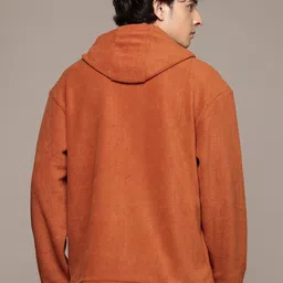 roadster Men Full Sleeve Solid Hooded Sweatshirt image 2