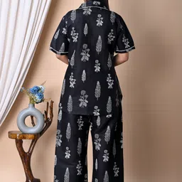 paramount nx Women Night Suit Set Black Applique image 2