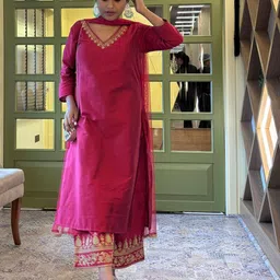 vredevogel Embroidered Kurta, Palazzo & Dupatta Set-picture-26