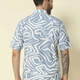 surhi Men Oversized Fit Printed Spread Collar Casual Shirt image 2