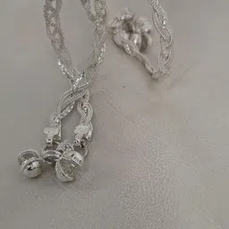 yuvaan crystal simple design anklet for girls Sterling Silver Anklet image 1