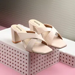 ravis Women Heels Sandal image 2