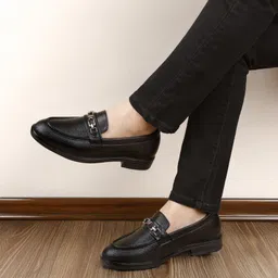 rockfield Loafers For Men image 2