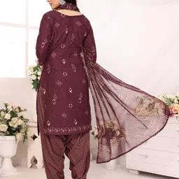yashika Unstitched Crepe Salwar Suit Material Floral Print image 2