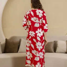 zeenat duniya Women Floral Print Cotton Rayon Straight Kurta image 3