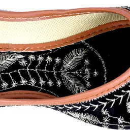 brijraj SLIVER STICHED Bellies For Women image 3