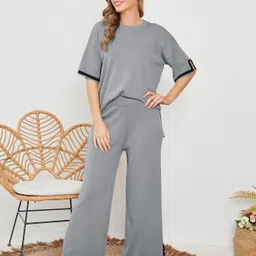 jahal fashion Tshirt Pant Co-ords Set image 3