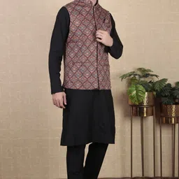 koshin Printed Men Waistcoat image 5
