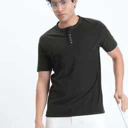 showoffff Men Solid Henley Neck Cotton Blend Black T-Shirt-picture-17