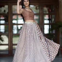 tasrika Floral Print Semi Stitched Lehenga Choli image 3