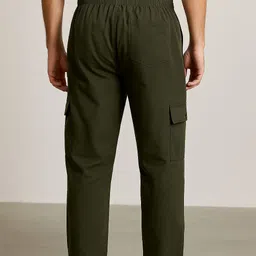 seoulfit Men Cargos image 2
